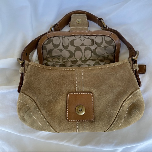 SOLD 🔴 Coach Soho Shoulder bag buckle bag 9692 suede leather tan brown vintage - Picture 7 of 17